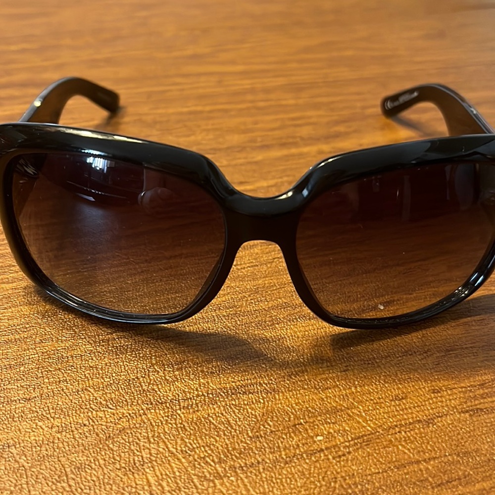 Gucci black sunglasses